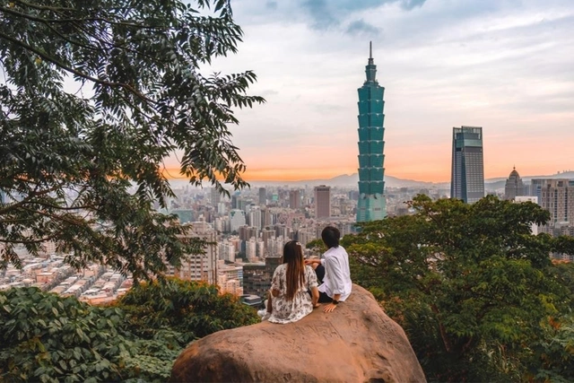 Tayvan ölkəyə gələn xarici turistlərə pul verəcək